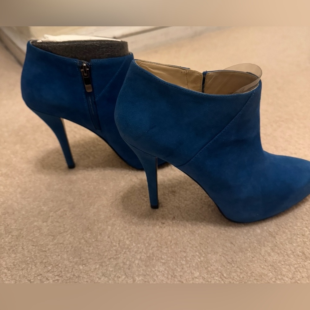 Enzo Angiolini Vibrant Blue Suede Heeled Boots